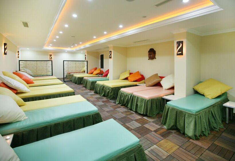 Saphir Hotel & Villas