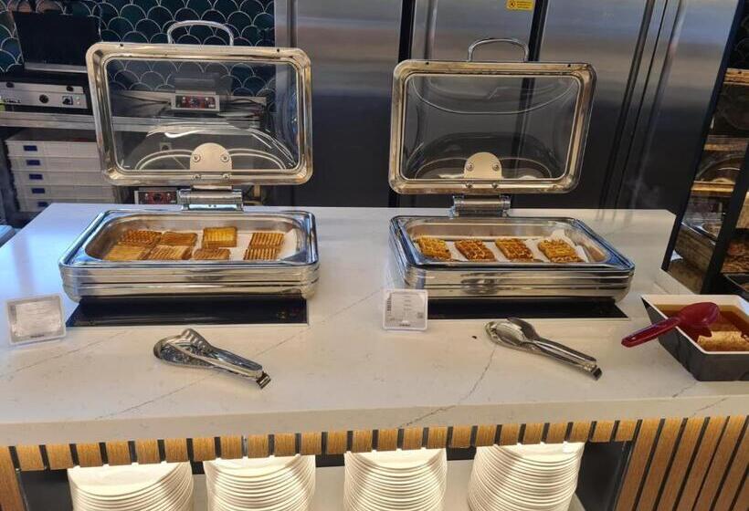 Saphir Hotel & Villas