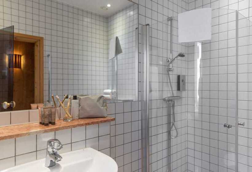 The More Hotel Mazetti