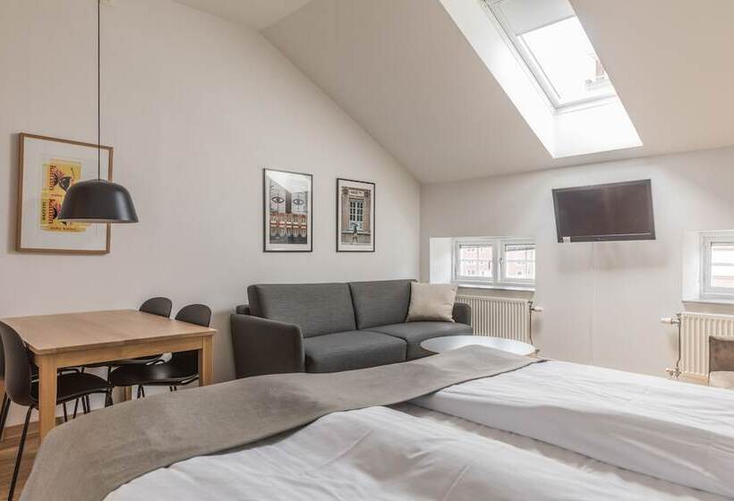 The More Hotel Mazetti