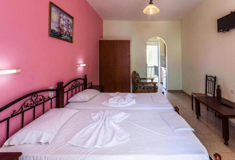 Vossos Hotel Apartments