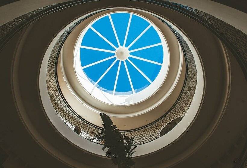 The Yogi Surfer   Hostel