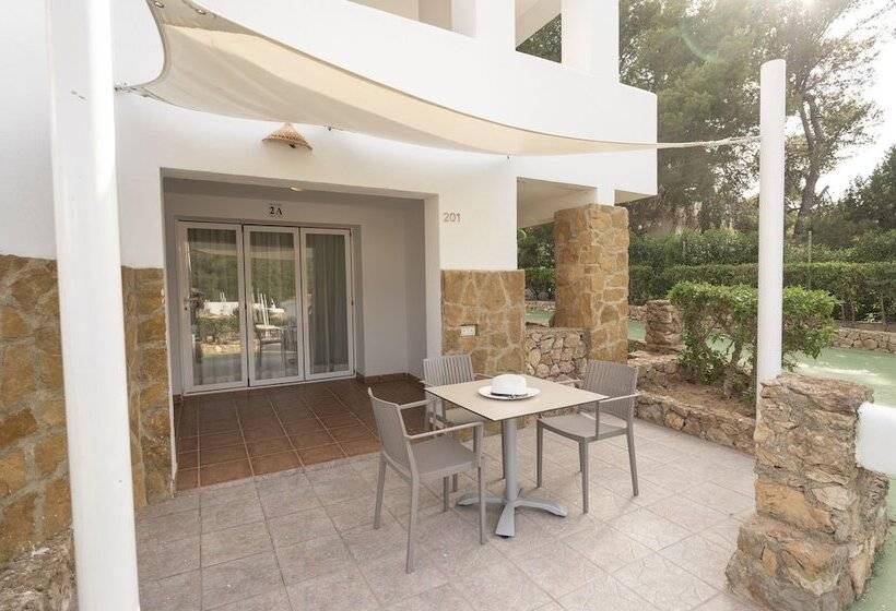 Apartamentos Blanco Sol