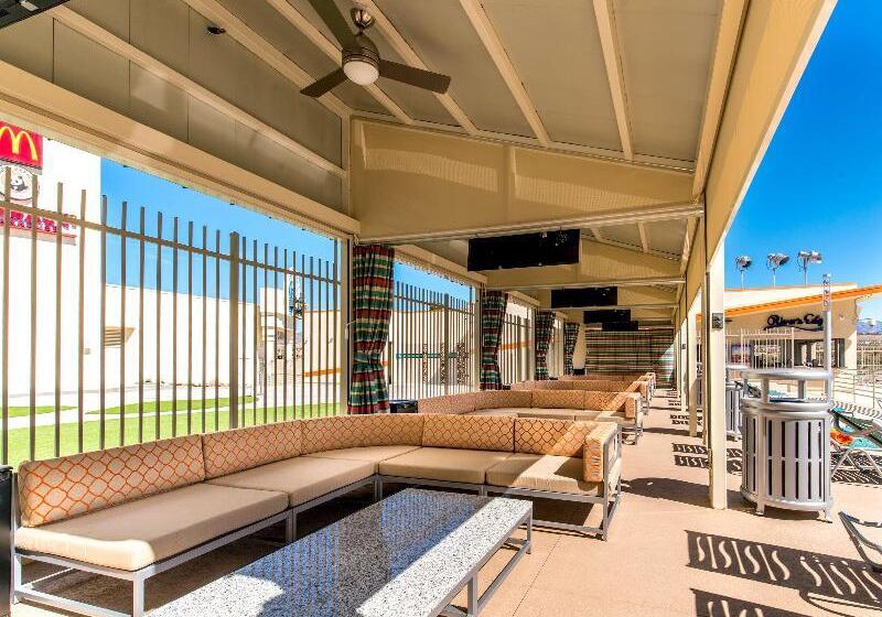 The Aquarius Casino Resort, Bw Premier Collection