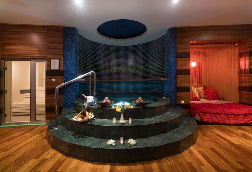 Concorde De Luxe Resort  Prive Ultra All Inclusive