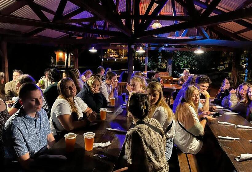 فندق فئة نجمة واحدة Beer Hotel Iguazú