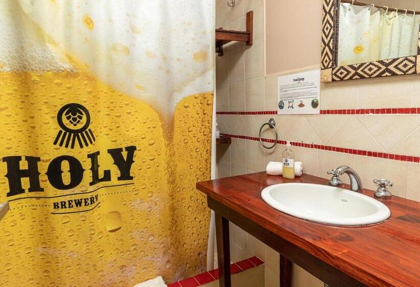 فندق فئة نجمة واحدة Beer Hotel Iguazú