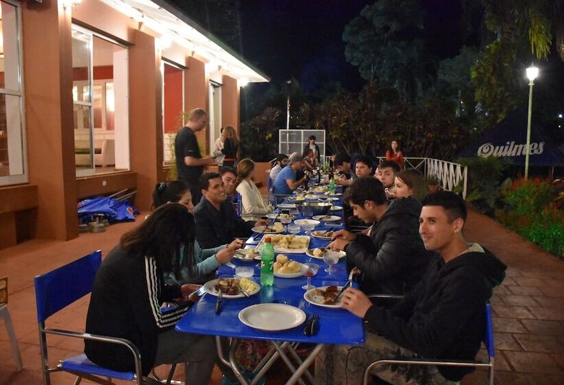 فندق فئة نجمة واحدة Beer Hotel Iguazú