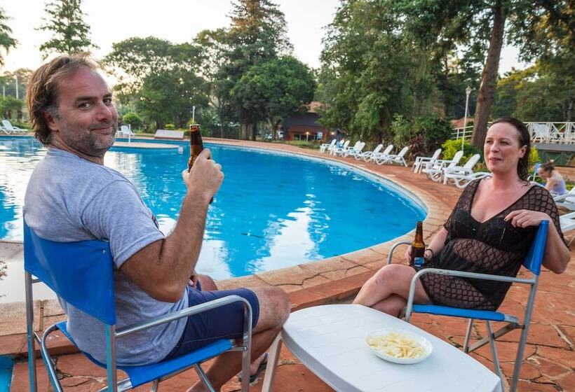 فندق فئة نجمة واحدة Beer Hotel Iguazú