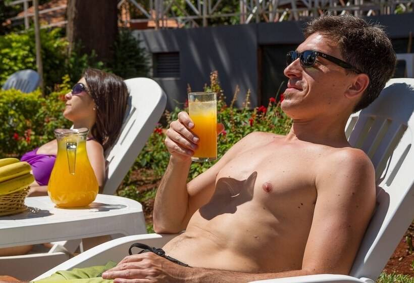 فندق فئة نجمة واحدة Beer Hotel Iguazú