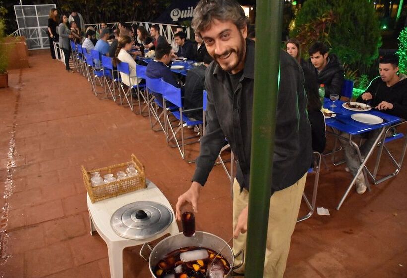 فندق فئة نجمة واحدة Beer Hotel Iguazú