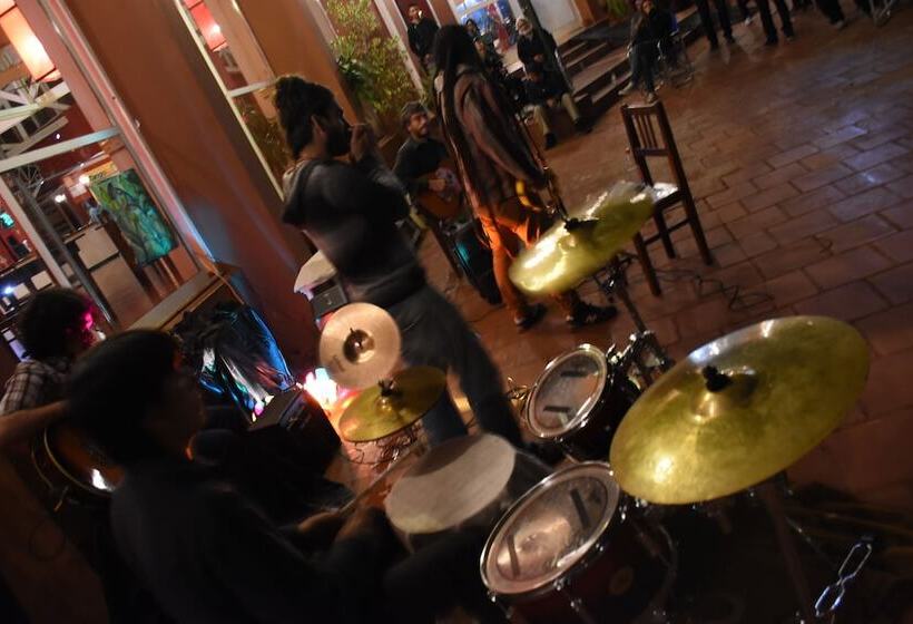 فندق فئة نجمة واحدة Beer Hotel Iguazú