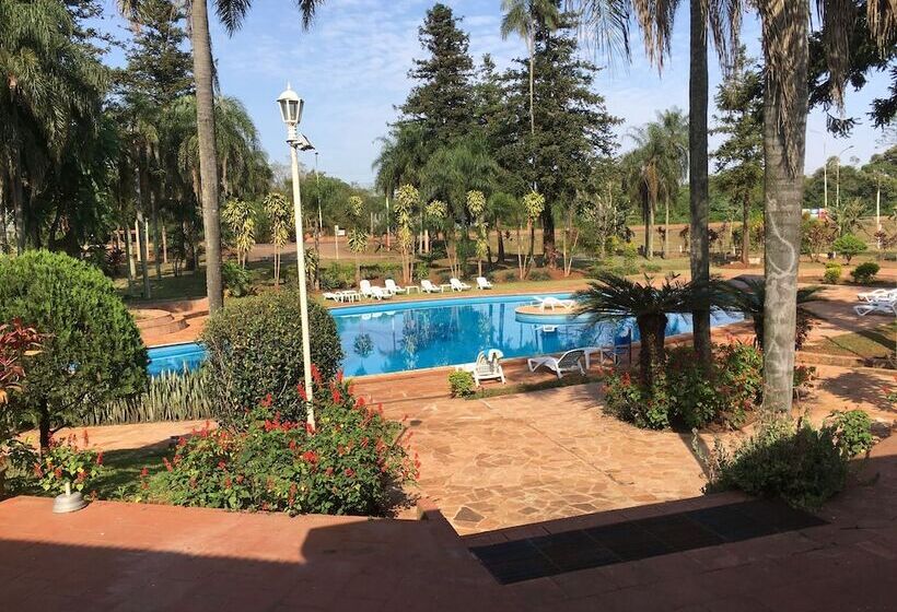 فندق فئة نجمة واحدة Beer Hotel Iguazú