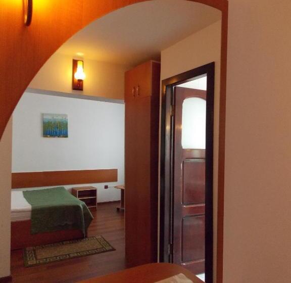 בית מלון כפרי Amadeo