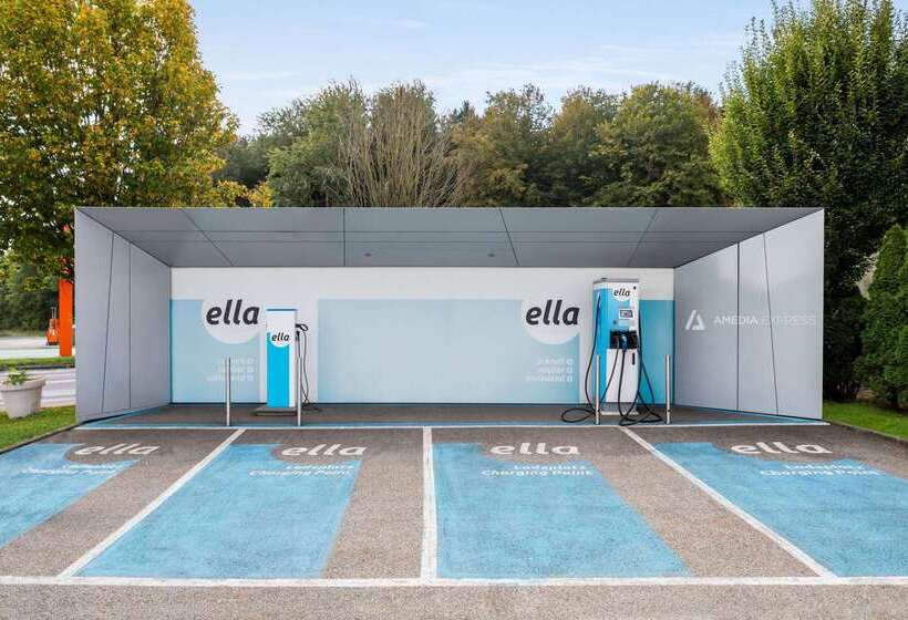 호텔 Amedia Express Sattledt, Trademark Collection By Wyndham