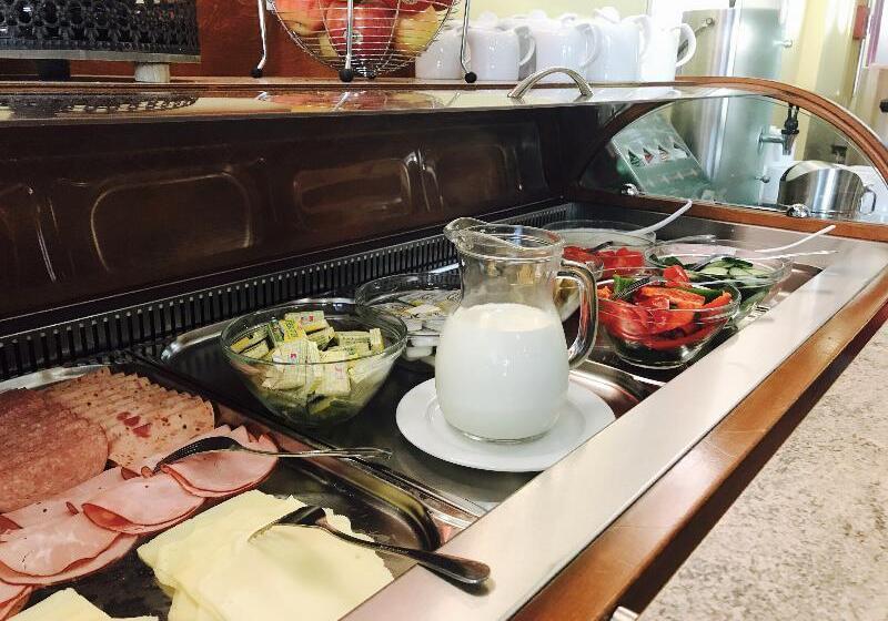 호텔 Amedia Express Sattledt, Trademark Collection By Wyndham