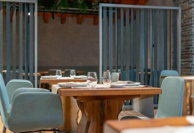 בית מלון כפרי Anyospark Mountain & Wellness Resort