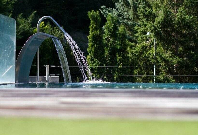 בית מלון כפרי Anyospark Mountain & Wellness Resort