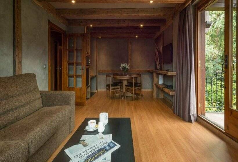 בית מלון כפרי Anyospark Mountain & Wellness Resort