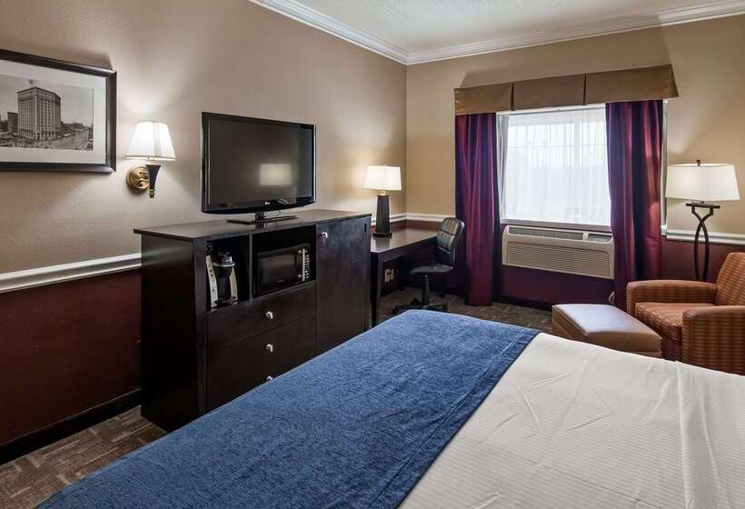 فندق Best Western Greenfield Inn