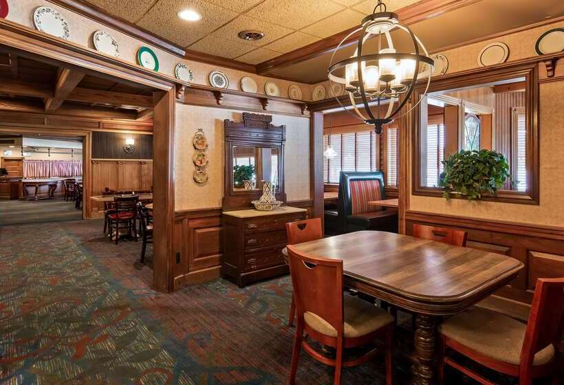 فندق Best Western Greenfield Inn