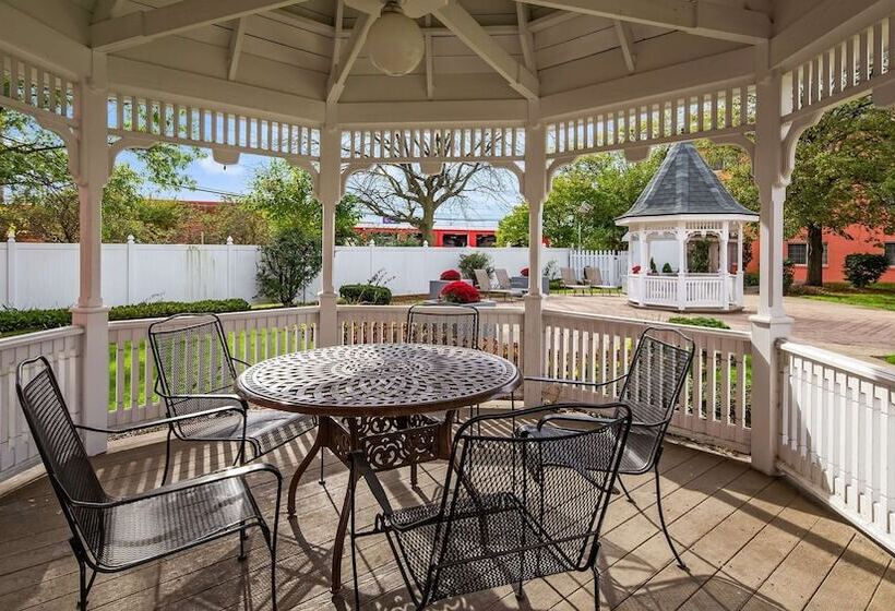 فندق Best Western Greenfield Inn