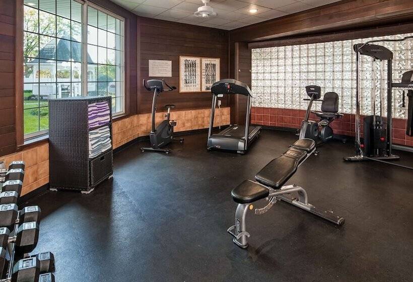 فندق Best Western Greenfield Inn