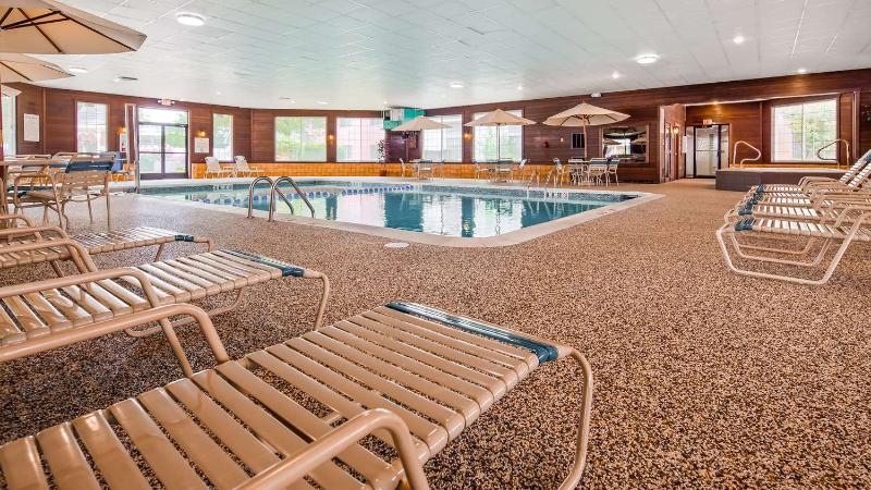 בית מלון כפרי Best Western Greenfield Inn