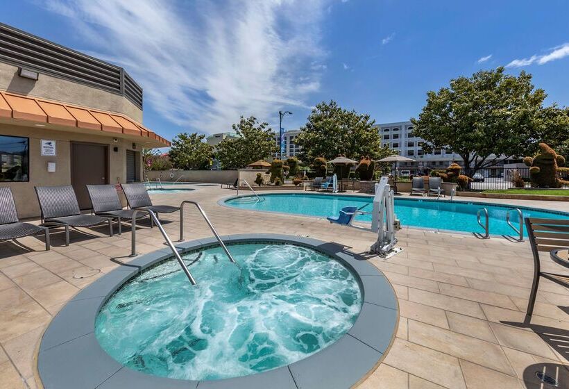 Отель Best Western Plus Stovall S Inn