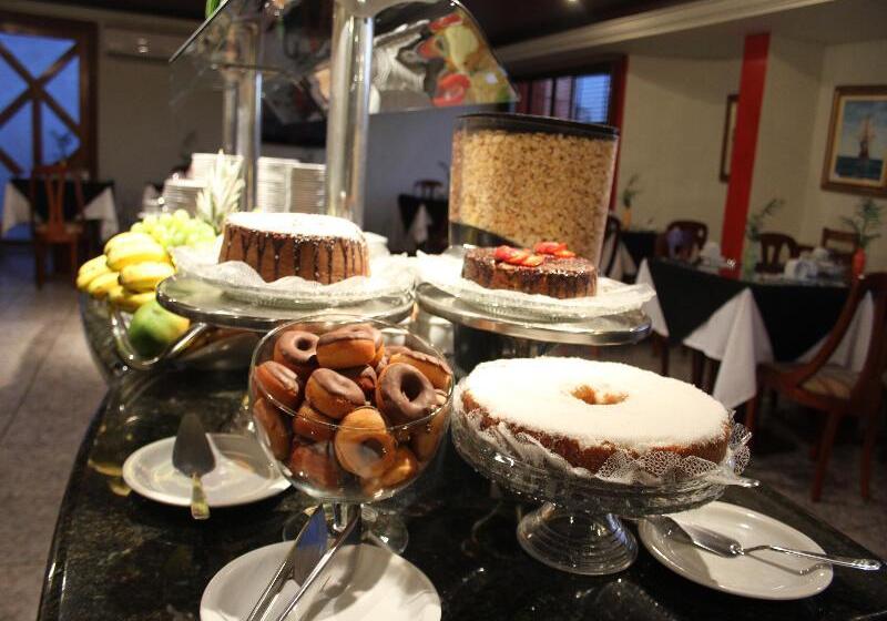 בית מלון כפרי Blue Tree Towers Batel Curitiba