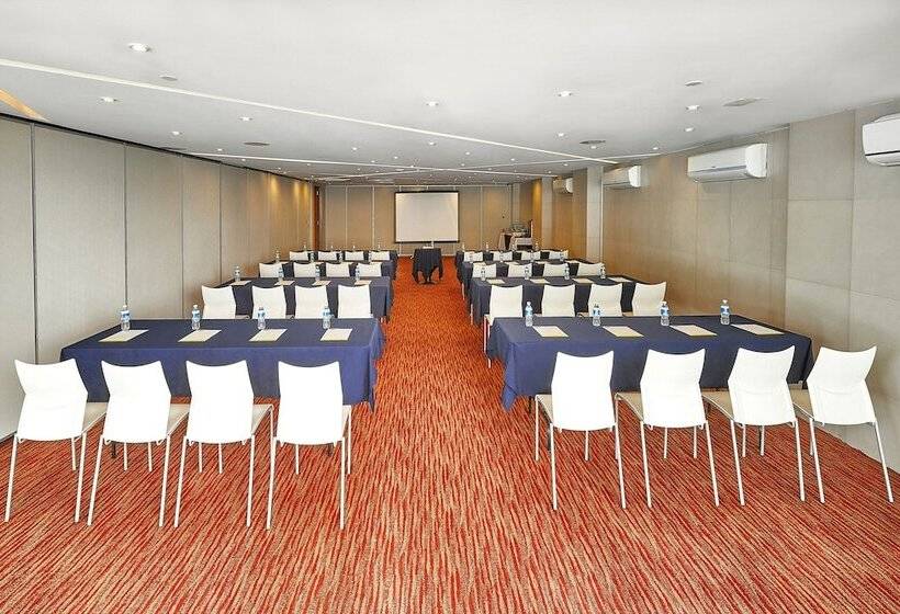 Отель City Express By Marriott Ciudad De México Alameda