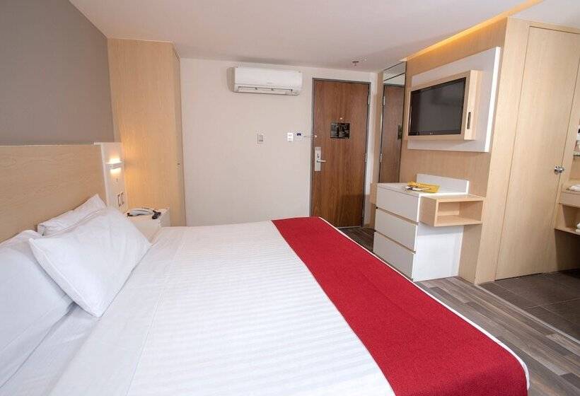 Отель City Express By Marriott Ciudad De México Alameda