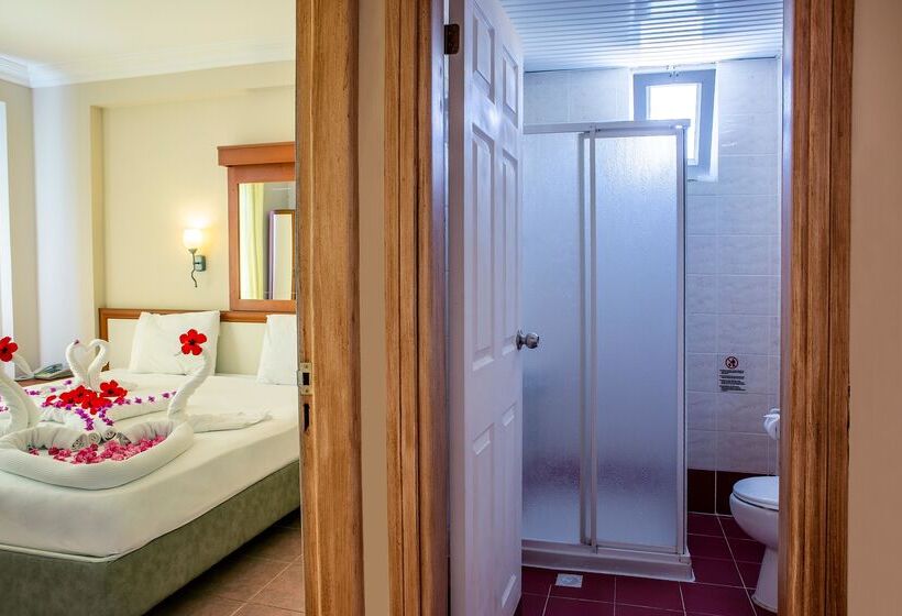 Club Big Blue Suit Hotel   All Inclusive