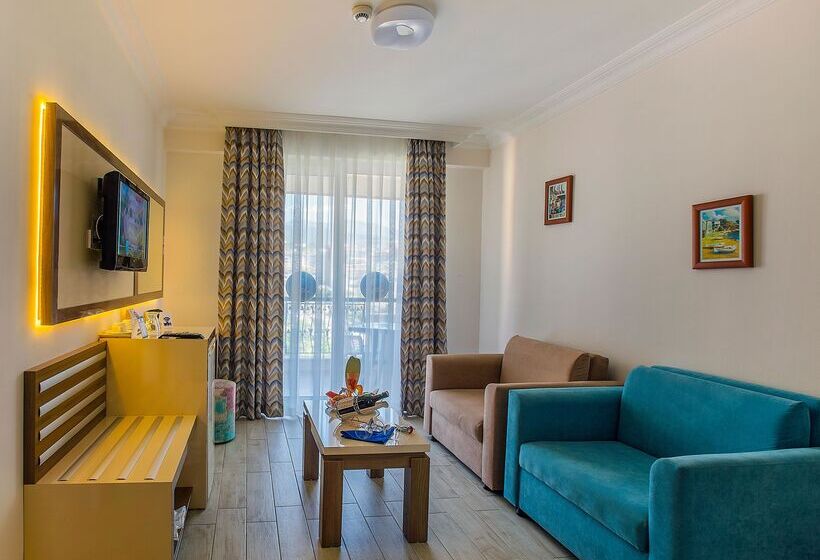 Club Big Blue Suit Hotel   All Inclusive