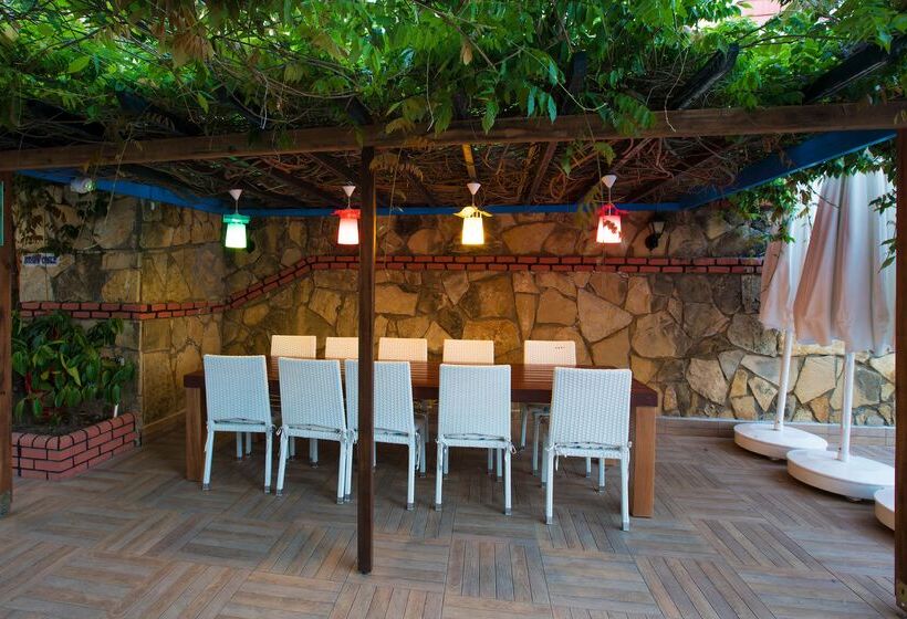 Club Big Blue Suit Hotel   All Inclusive