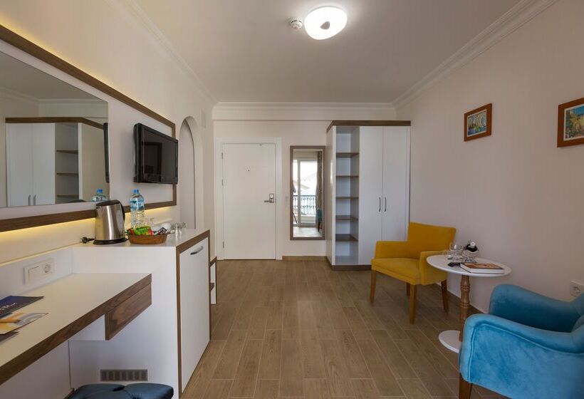 Club Big Blue Suit Hotel   All Inclusive