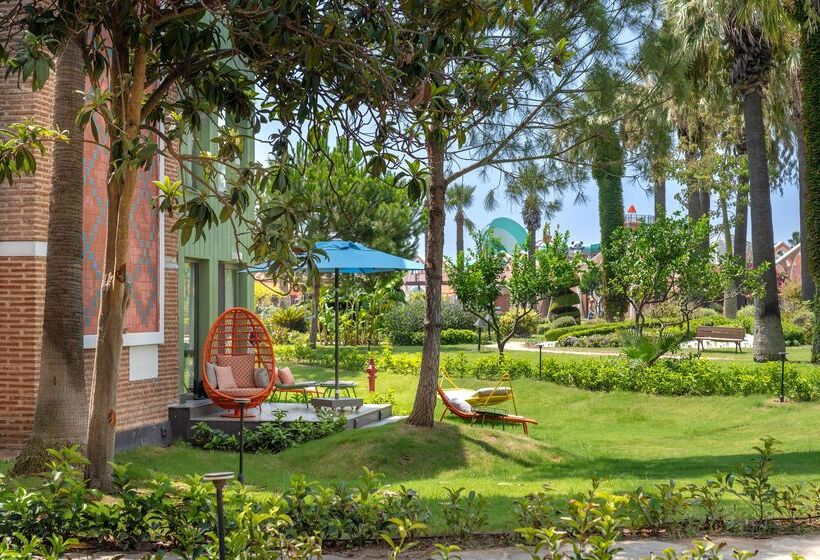 בית מלון כפרי Megasaray Club Belek