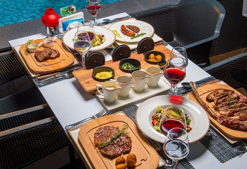 בית מלון כפרי Megasaray Club Belek