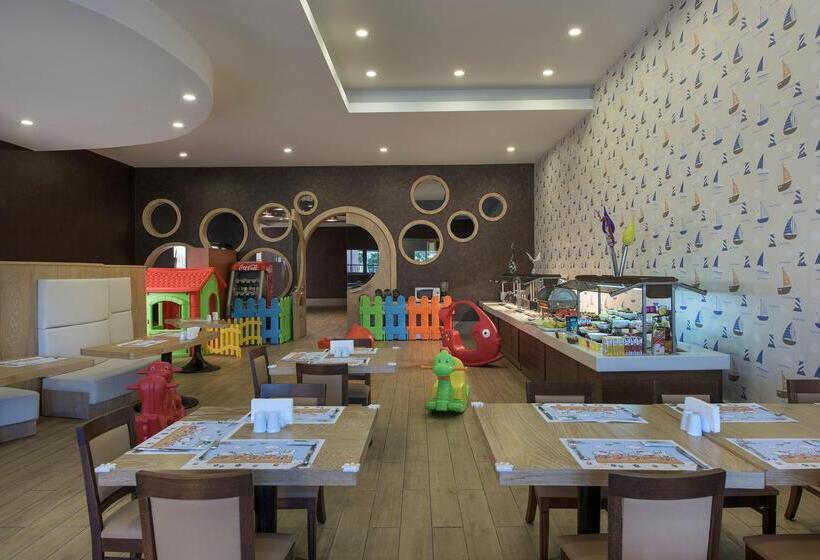 בית מלון כפרי Megasaray Club Belek