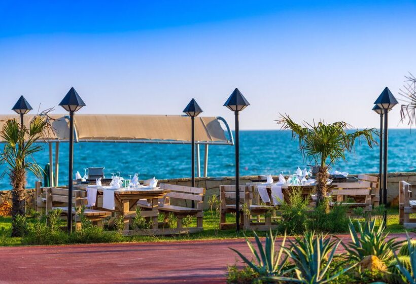 בית מלון כפרי Megasaray Club Belek