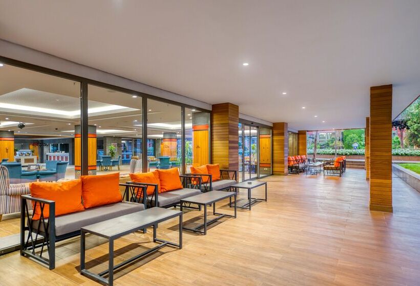 בית מלון כפרי Megasaray Club Belek