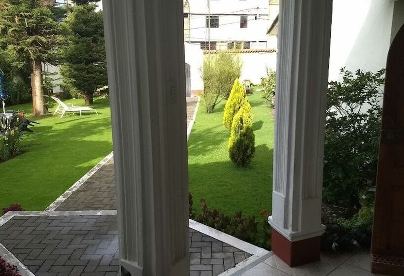 בית מלון כפרי Colomba