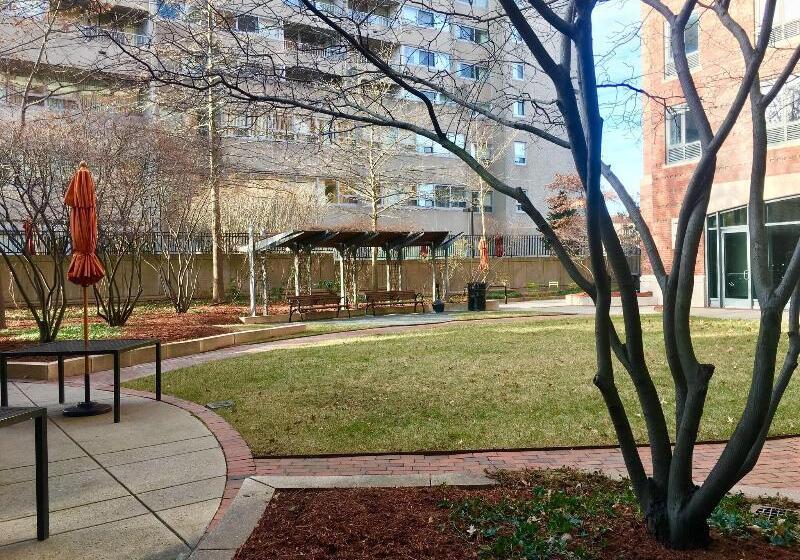 فندق Courtyard By Marriott Boston Brookline