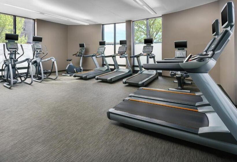 ホテル Courtyard Boston South Boston