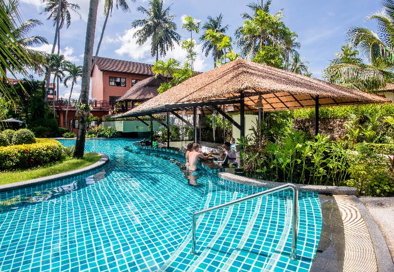 Отель Courtyard By Marriott Phuket, Patong Beach Resort