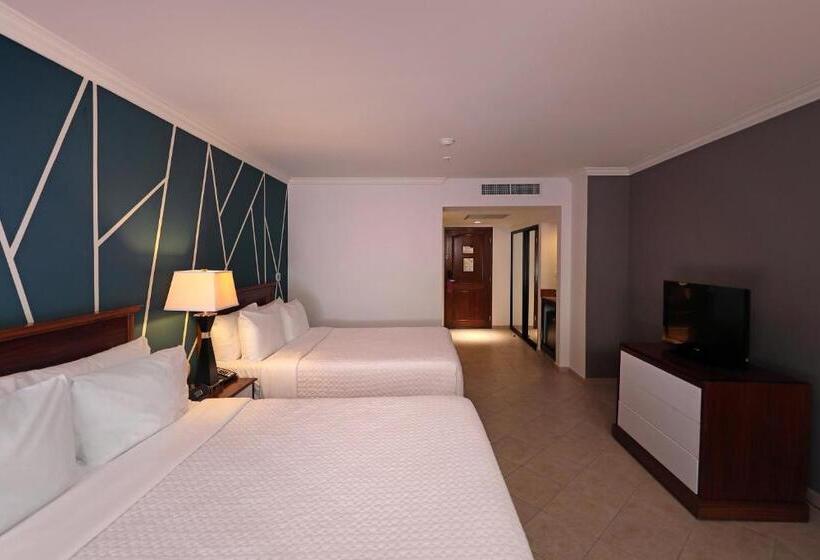 בית מלון כפרי Crowne Plaza Panama, An Ihg