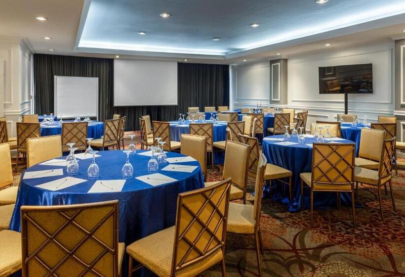 Отель Crowne Plaza Panama, An Ihg