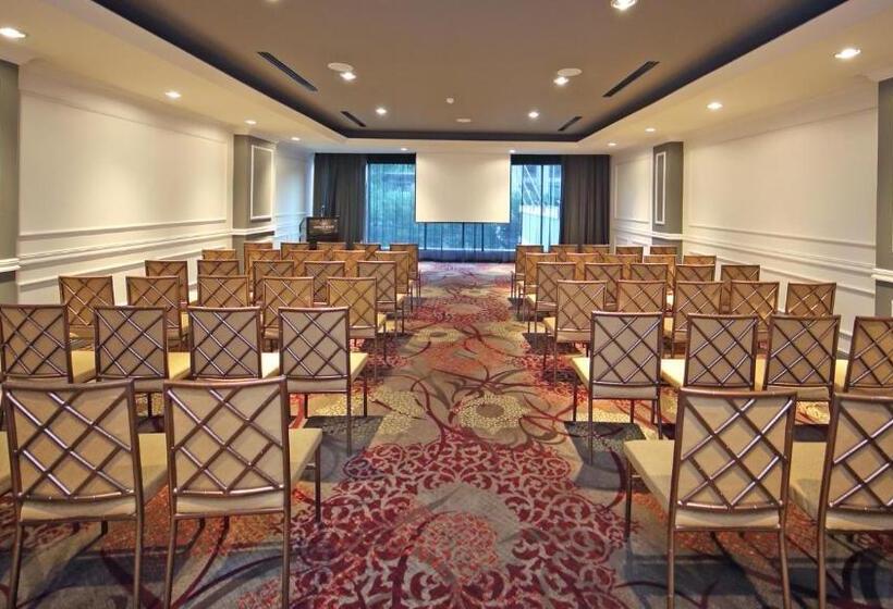 Отель Crowne Plaza Panama, An Ihg