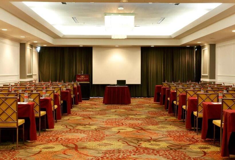 בית מלון כפרי Crowne Plaza Panama, An Ihg