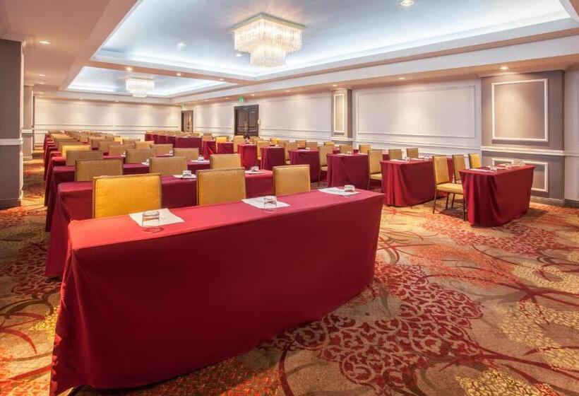 Отель Crowne Plaza Panama, An Ihg